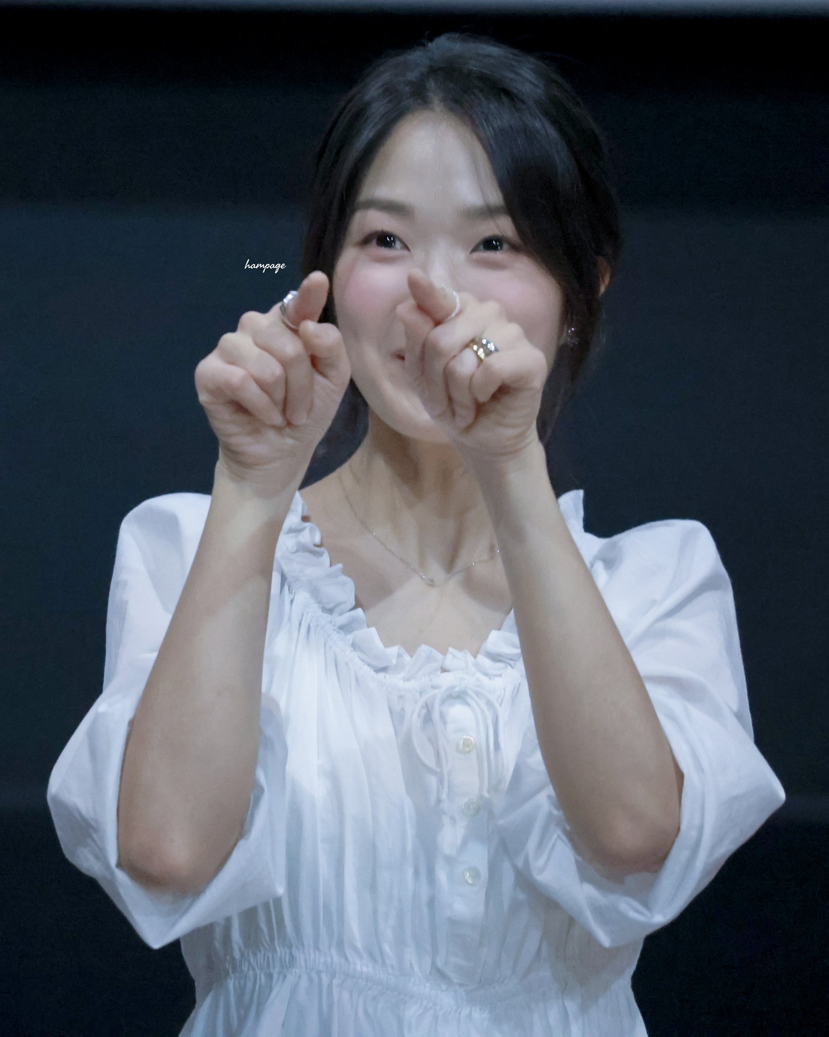 김혜윤 wearing PS021R